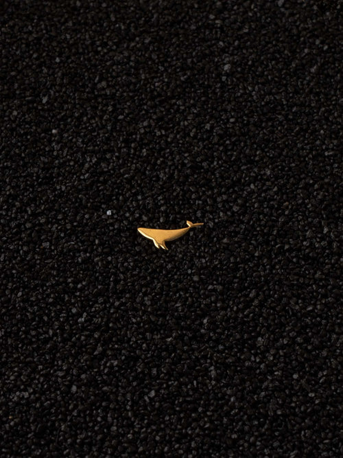 Observing Whales gold pin